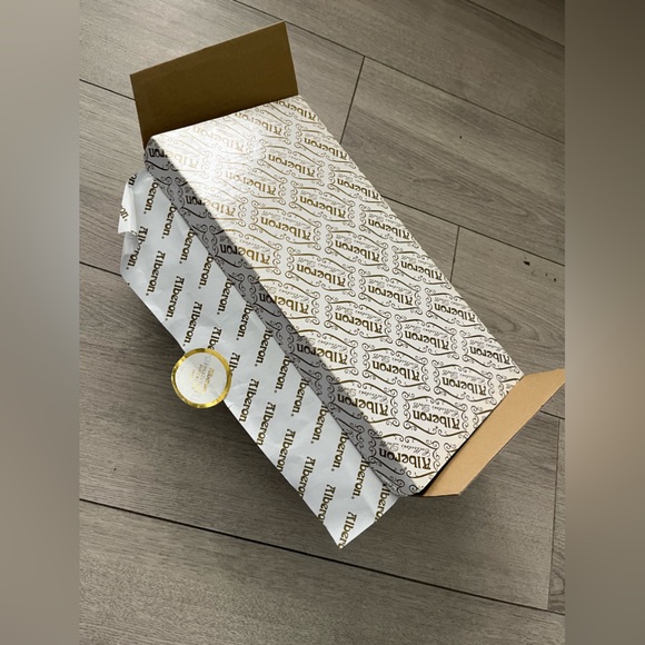 ALBERON COLLECTORS DOLLs NEW - Picture 11 of 11